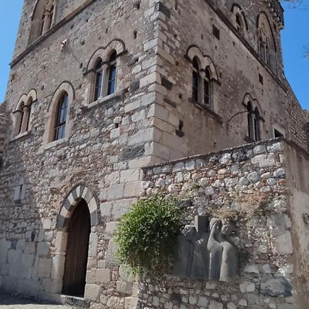 B&B Akropolis Taormina Bagian luar foto